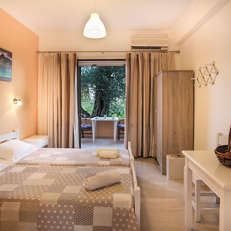 Marilena Apartments & Studios Дассия Экстерьер фото