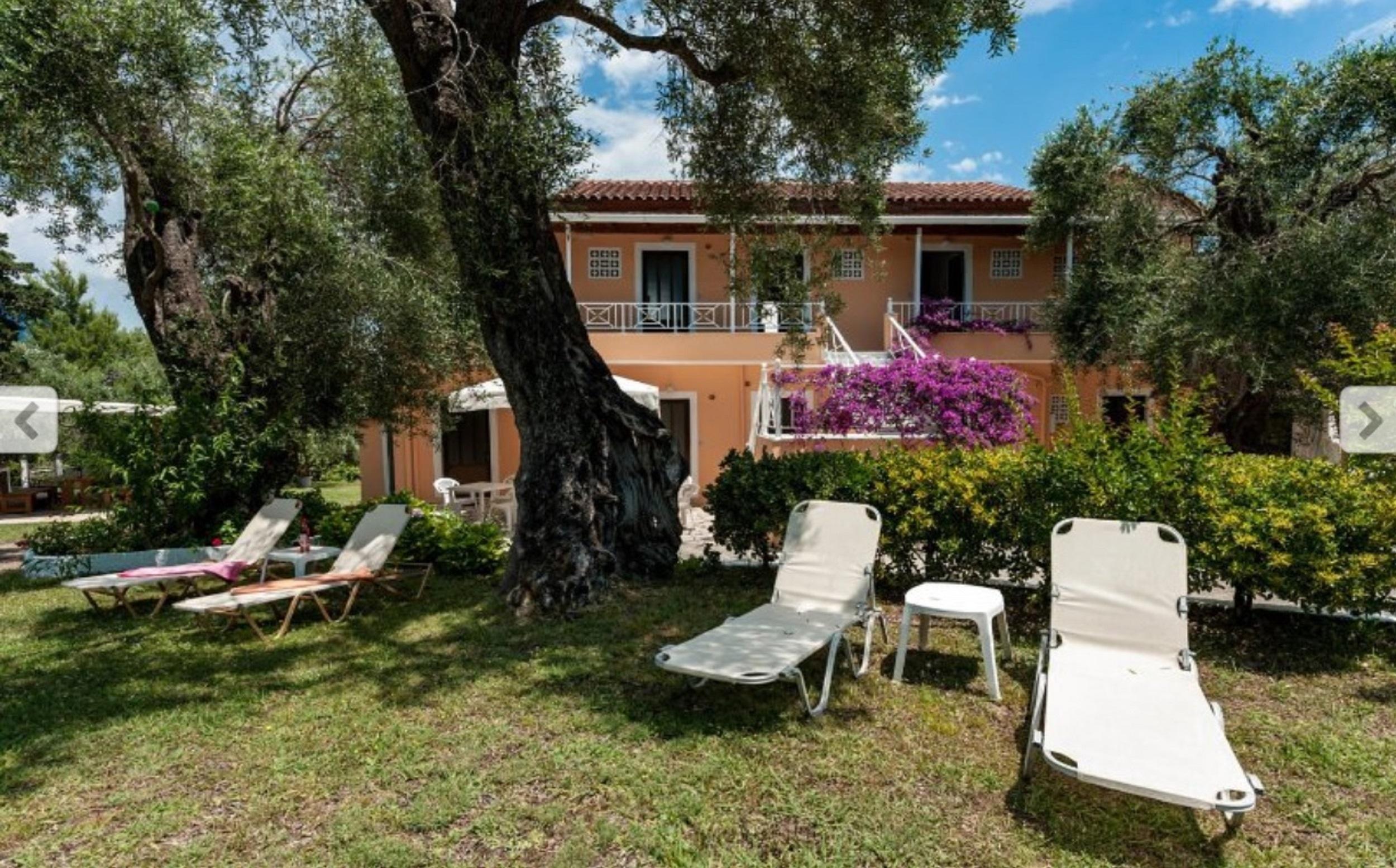 Marilena Apartments & Studios Дассия Экстерьер фото
