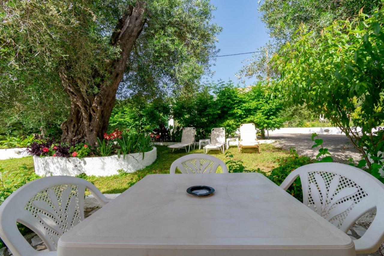 Marilena Apartments & Studios Дассия Экстерьер фото